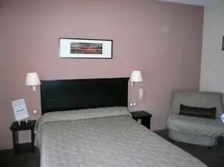 Hotel Citotel Le Bord O 2*